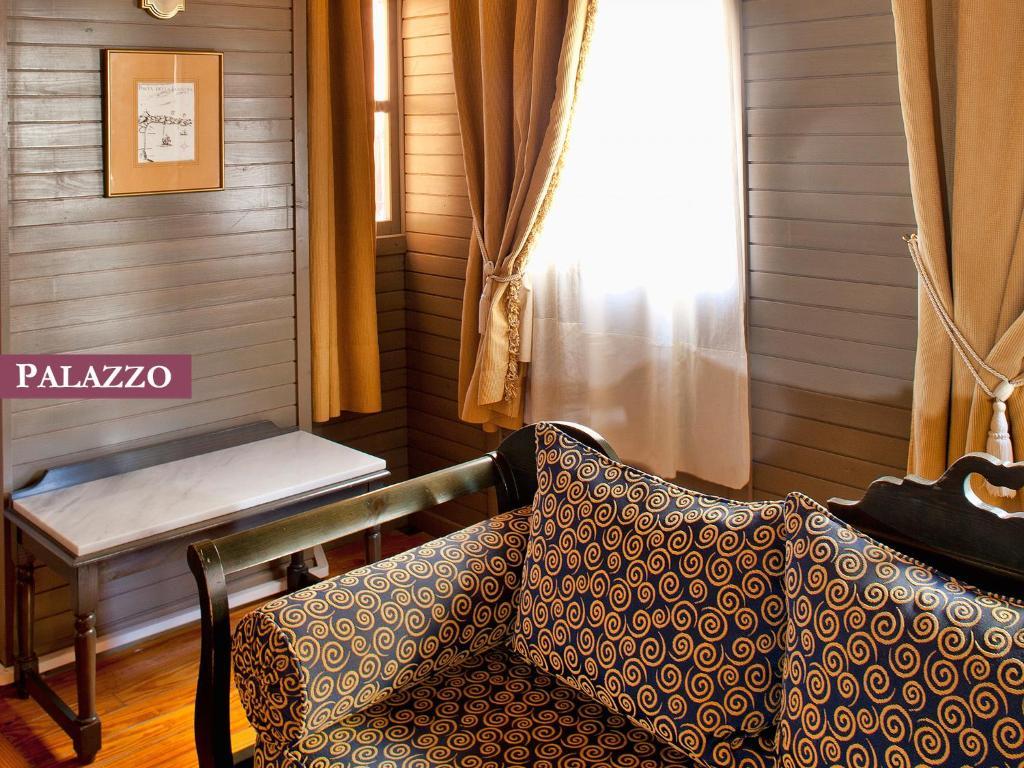 Rimondi Boutique - Small Luxury Of The World מלון העיירה רתימנו