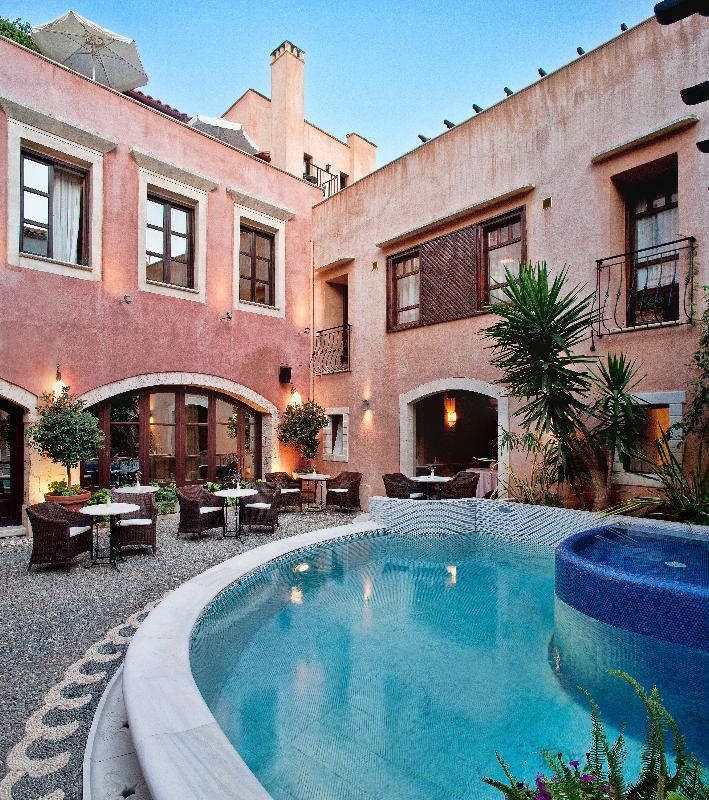 מלון Rimondi Boutique - Small Luxury Of The World 4*